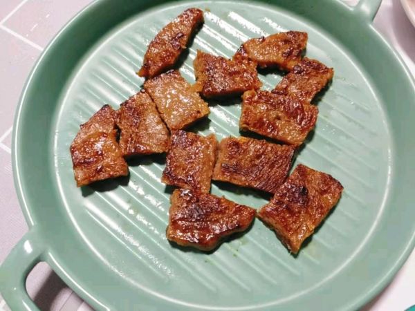 金针菇牛排粉丝沙拉