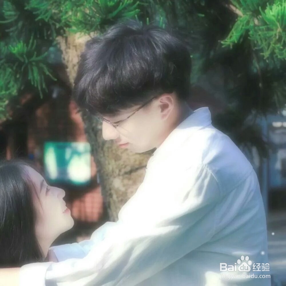 网恋不靠谱 揭秘网上恋爱可信度