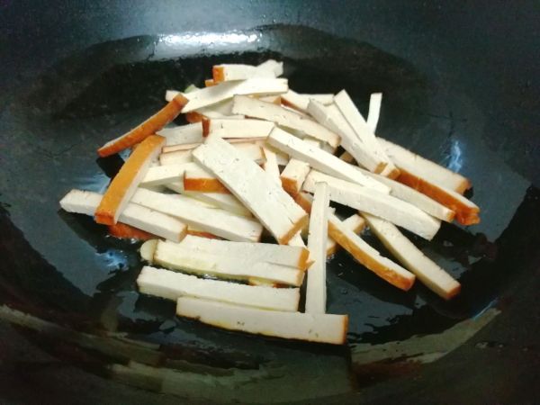 香干香芹绿豆芽