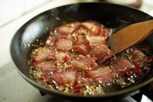 怎么做美味的芦蒿炒腊肉