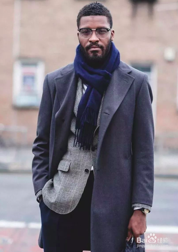 怎么选围巾能在保暖的同时显得自己很有品位?