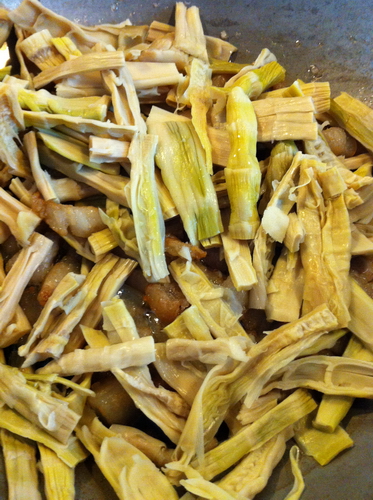 笋干啤酒焖五花