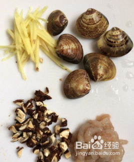 香菇蛤蜊海鲜粥的制作步骤