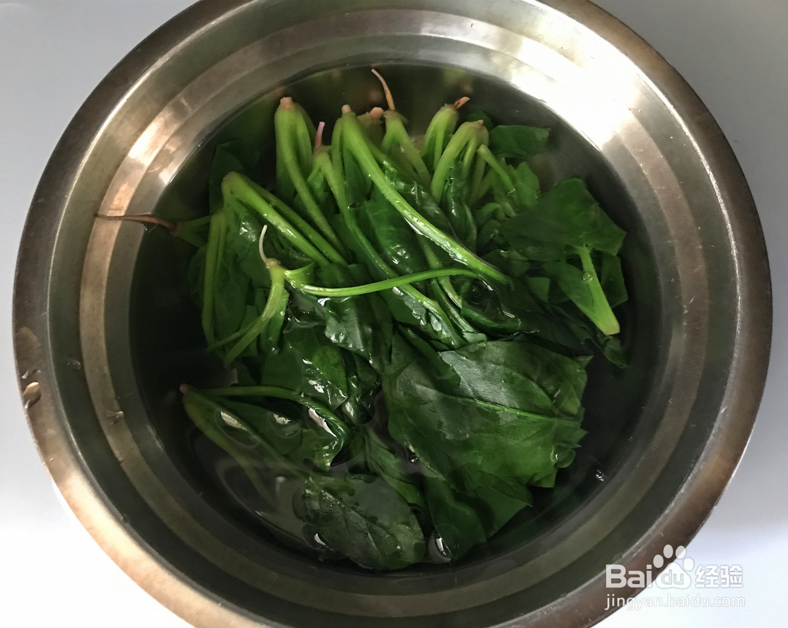 凉拌菠菜的做法