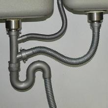 家里 卫生间 水管 漏水 怎么办