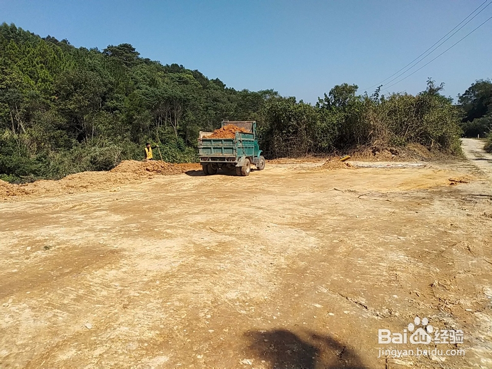 在铁路线路旁边填土的要求有哪些？