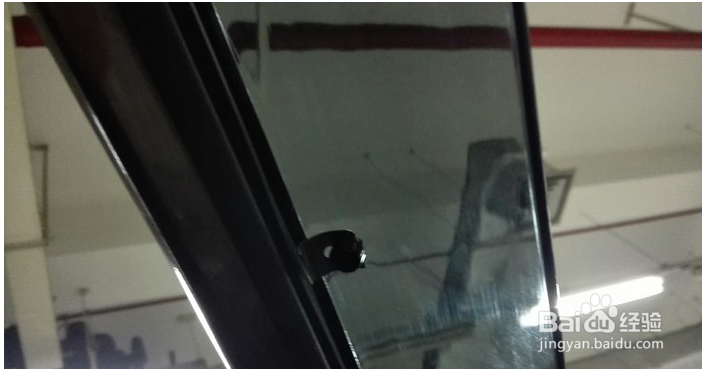 怎么装晴雨挡？