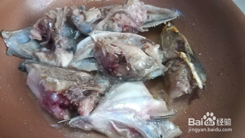 豆腐鱼头汤的做法