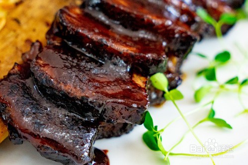 2020年女孩子学什么专业好