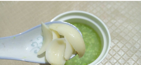 营养的翡翠银耳羹