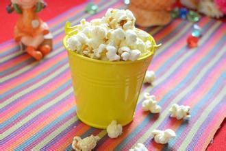 教你如何简单制作又香又脆爆米花