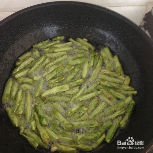 农家豆角烧茄子怎么做