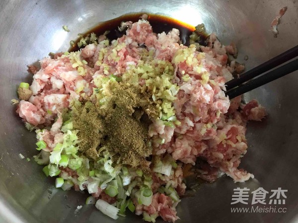 猪肉小白菜馅水饺