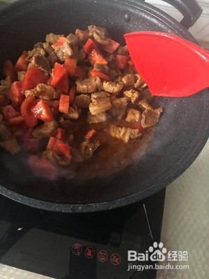 牛腩番茄煲的做法