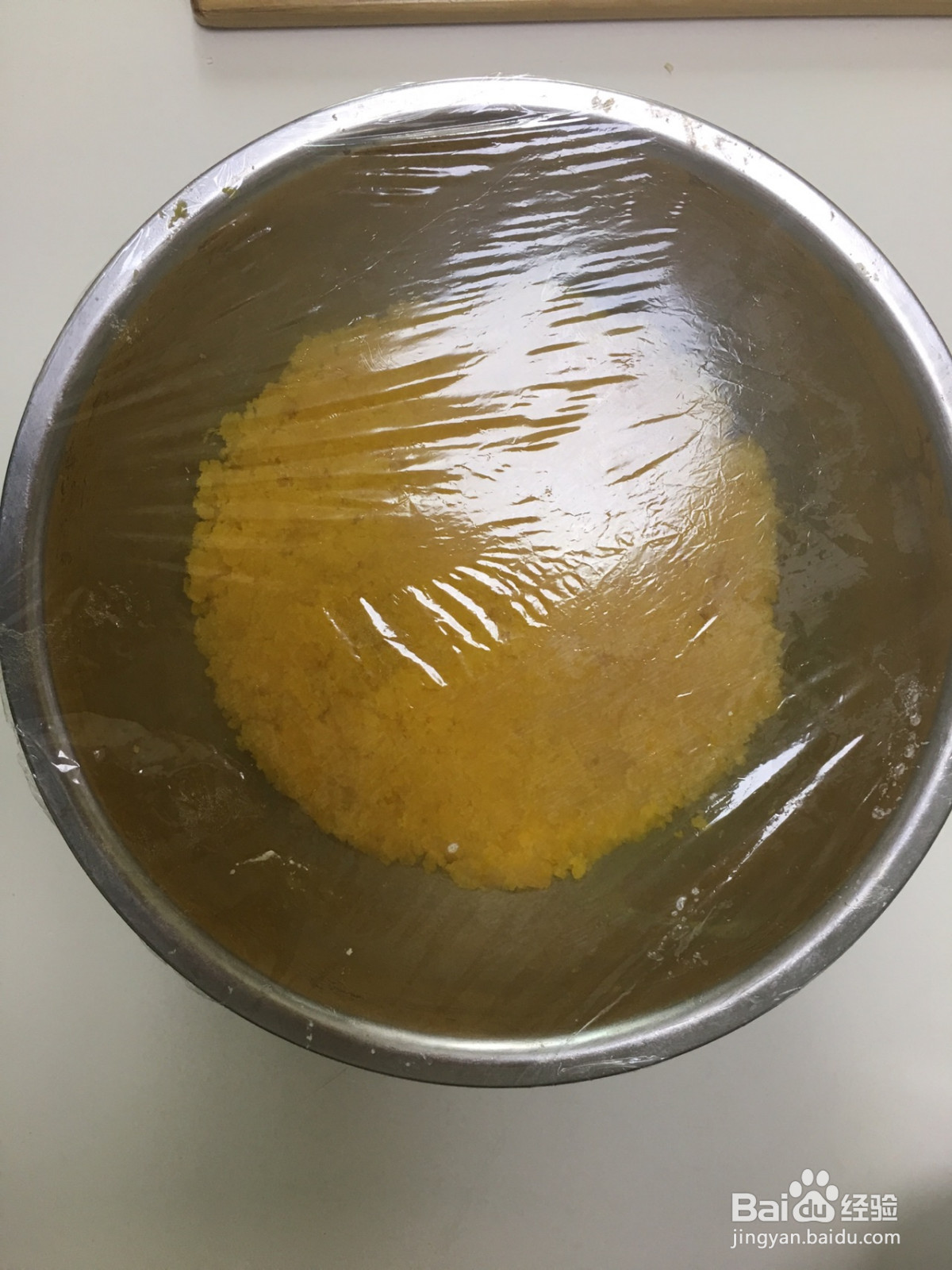 满满一口的奶黄包的做法