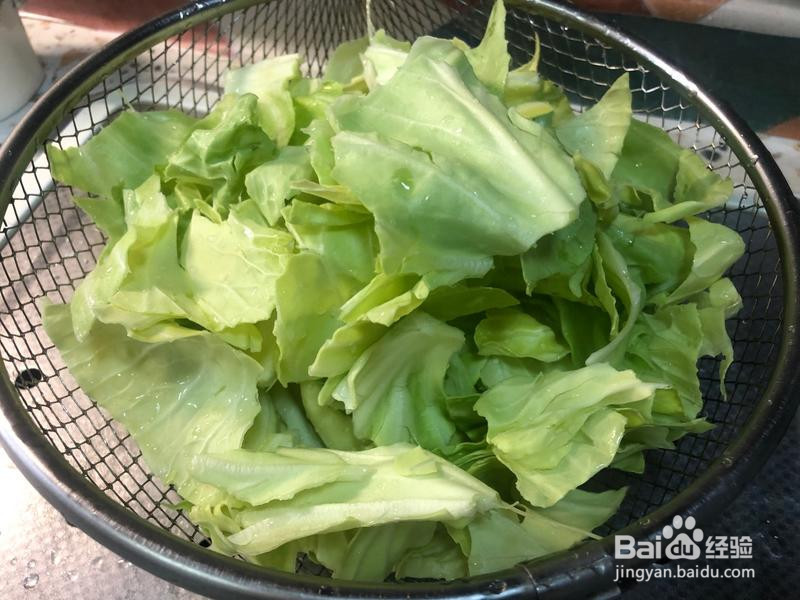 30香辣手撕包菜的做法