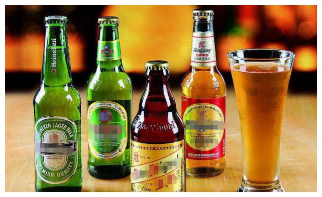 沃斯坦黑金特酿皮尔森是黑啤吗