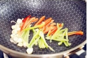 醋溜土豆丝,你真的会溜吗?记住这三点,一定好吃!