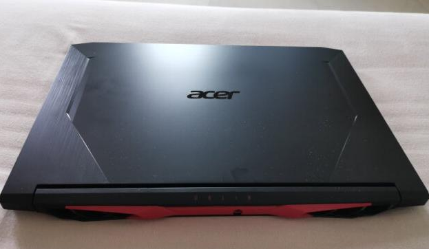 如何评价宏碁 暗影骑士 龙