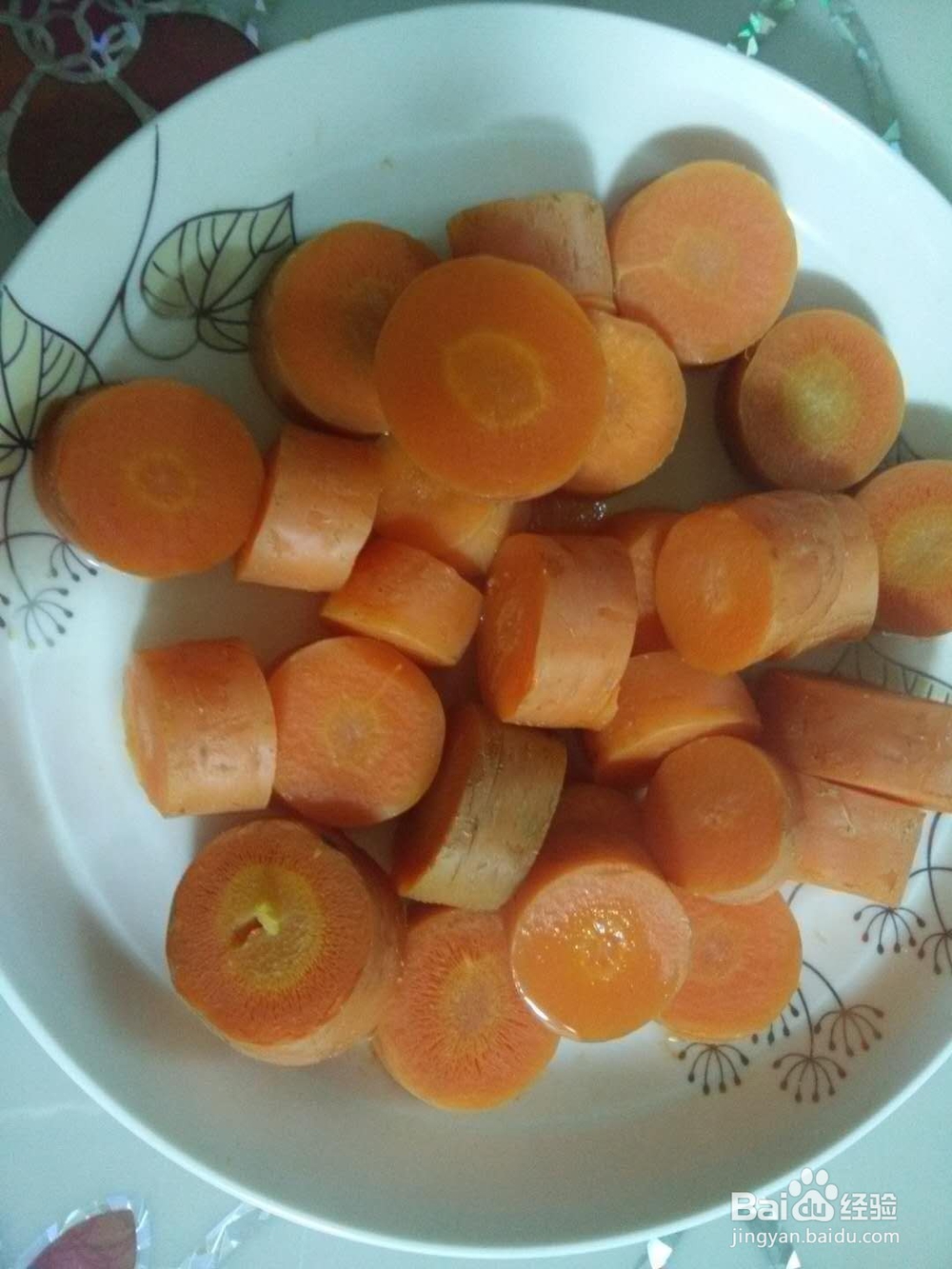 如何制作胡萝卜小米糊