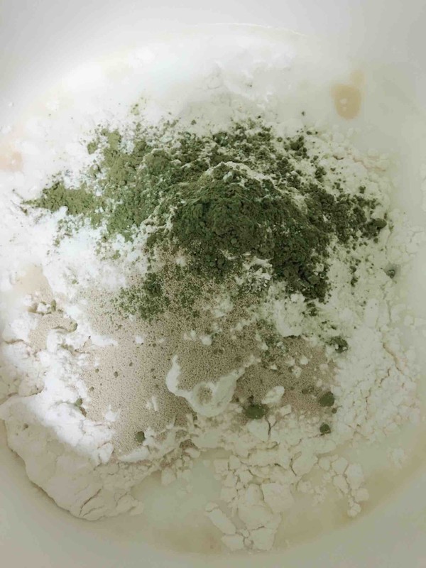 抹茶豆沙包的做法