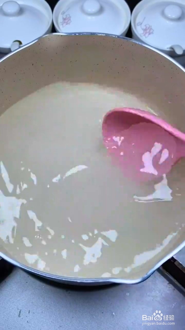 如何自制水果果冻杯