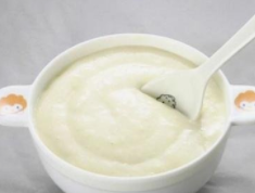 如何添加辅食避免孩子营养不良