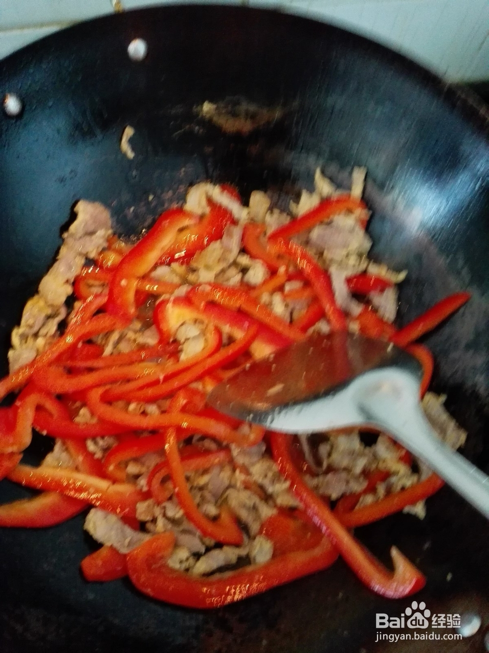 甜椒炒肉的简单做法