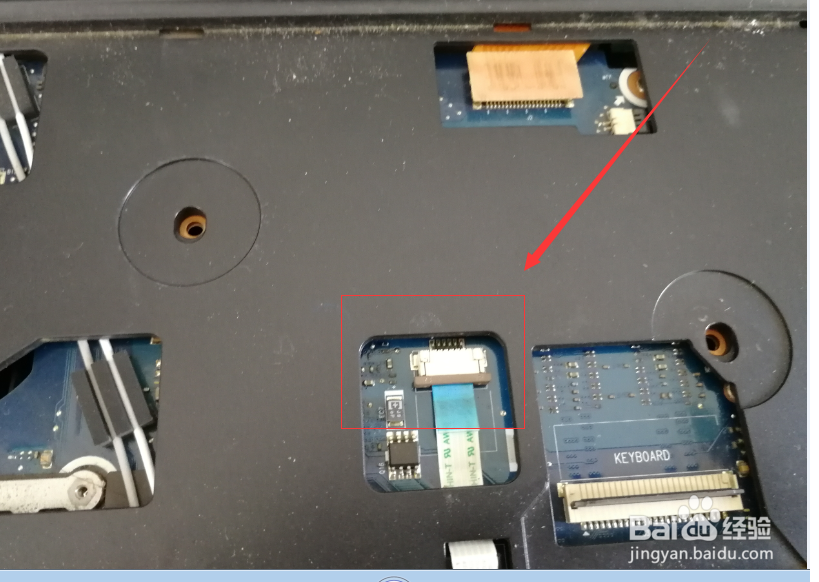 三星笔记本R458喇叭的更换方法