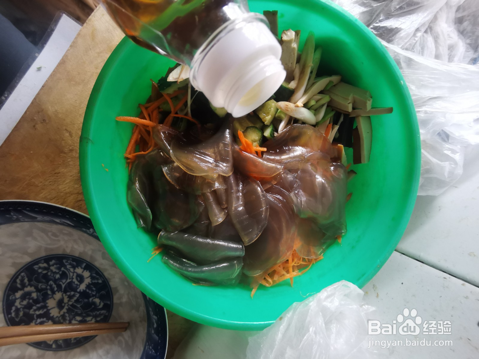 黄瓜粉皮拌素鸡