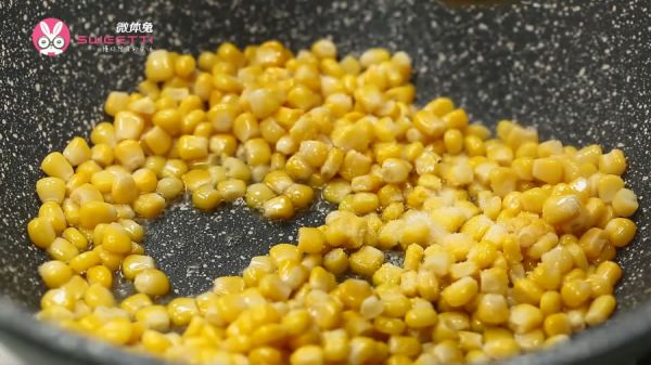 好吃又营养，小朋友最爱的松仁玉米元宵！