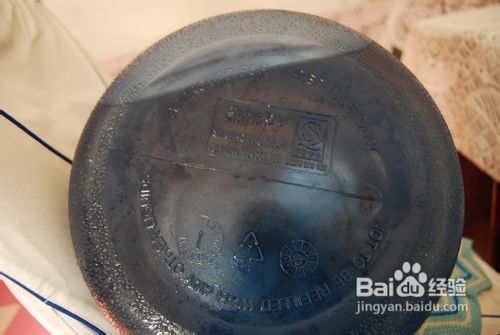 轻松三招辨别真假桶装水