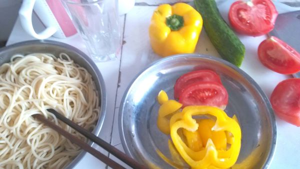 虾仁青瓜汁意面