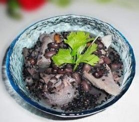 章光101有用吗？分享六个防脱发食疗方子