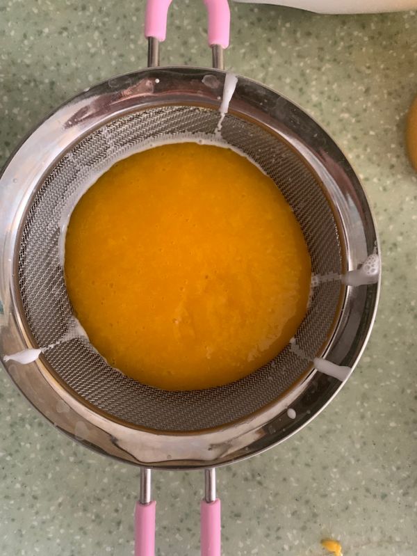 芒果椰浆千层糕