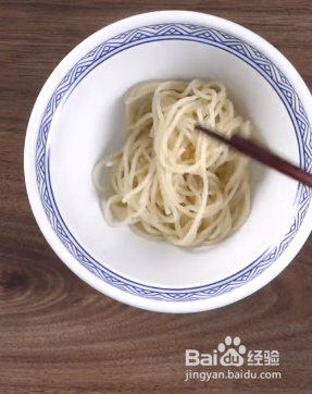 酱油拌面的做法