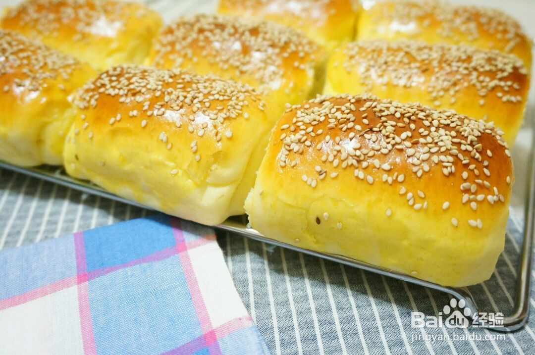 毛毛虫肉松面包的做法