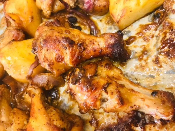 蒜香奶油烤鸡腿