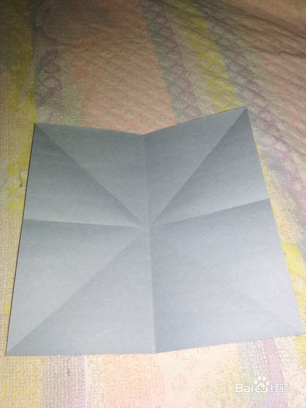 如何做简单的纸鱼