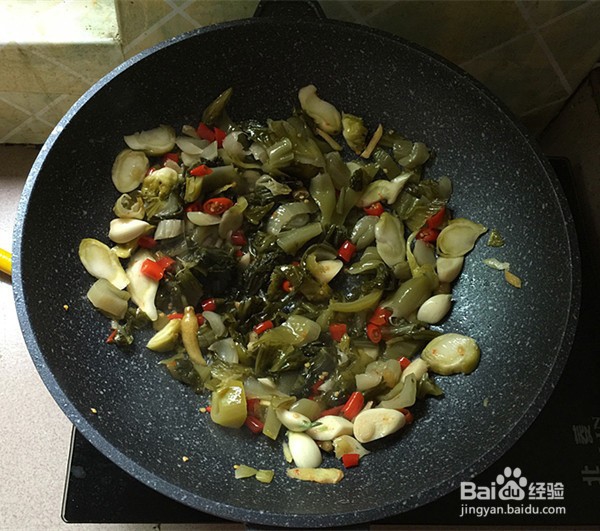 教你做酸菜鲈鱼