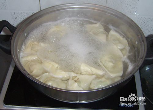 香菜肉馅大馄饨