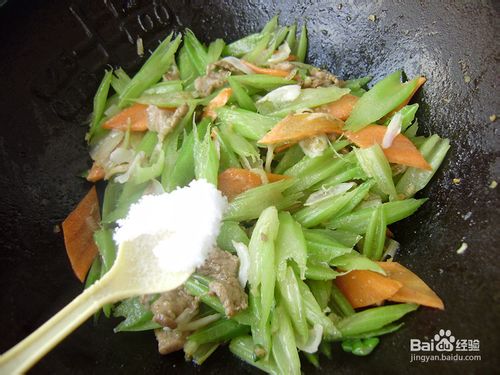家常菜----西芹炒百合
