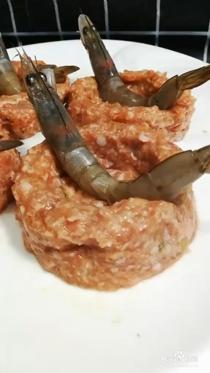 如何制作美食虾扯蛋？
