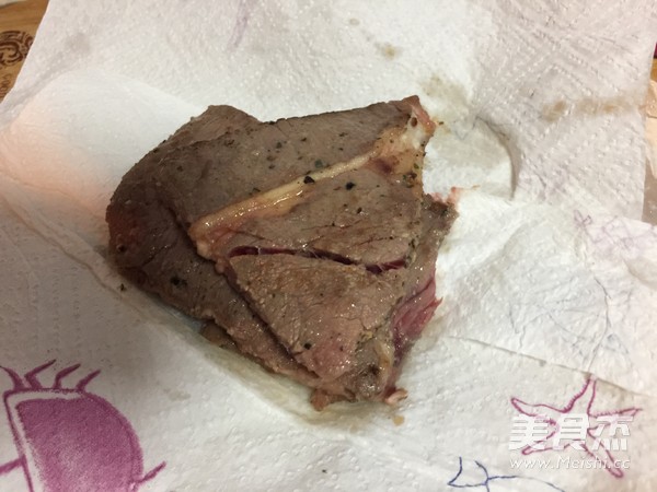 惠灵顿牛排的做法