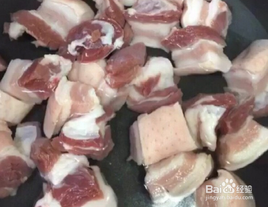 普通的五花肉怎么做成红烧肉