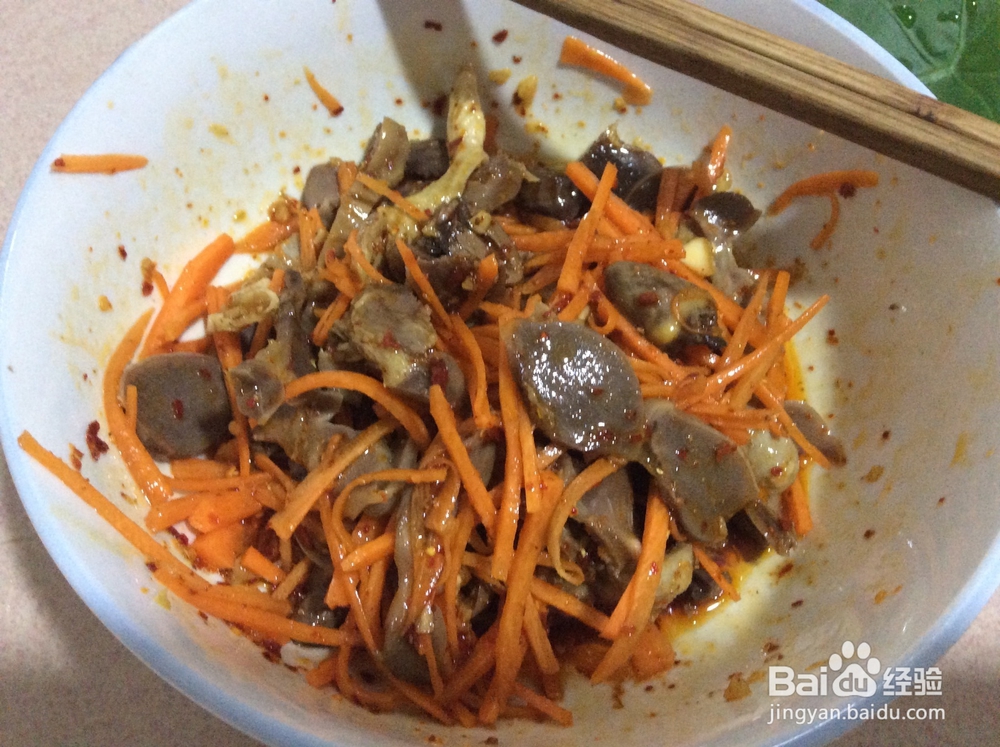 红油鸡菌片的做法