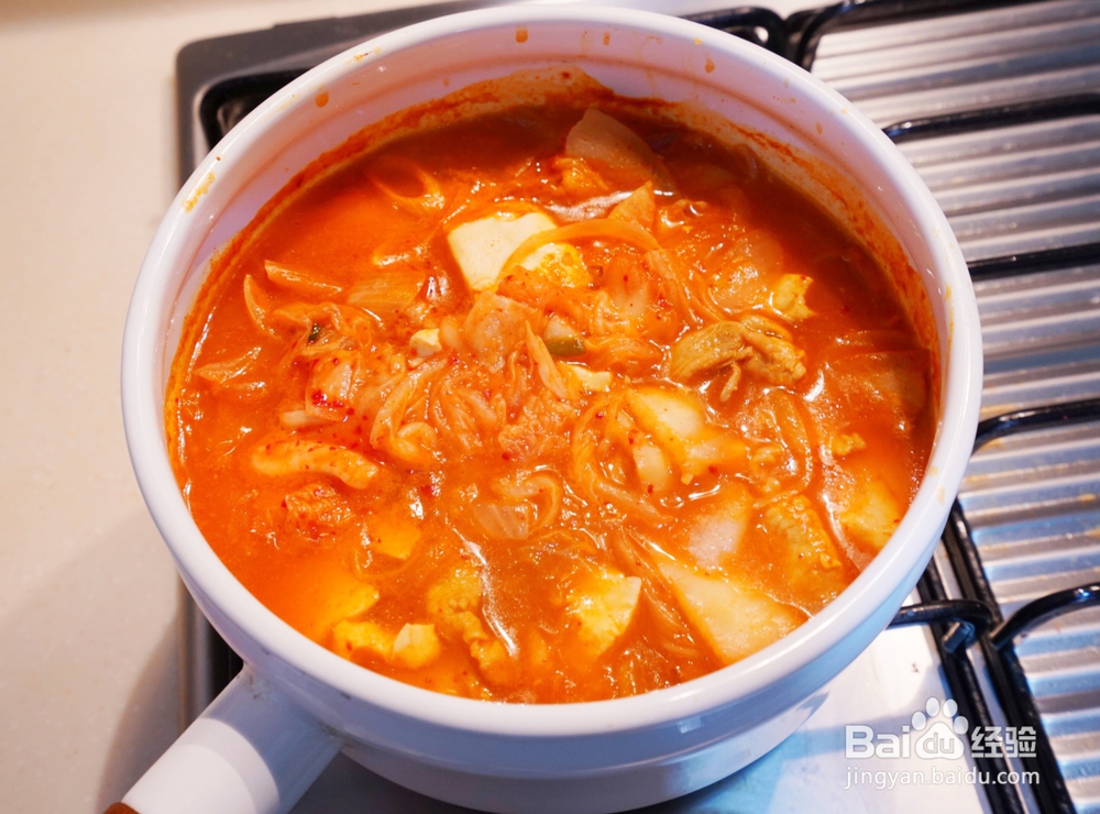 毫无压力做泡菜豆腐汤