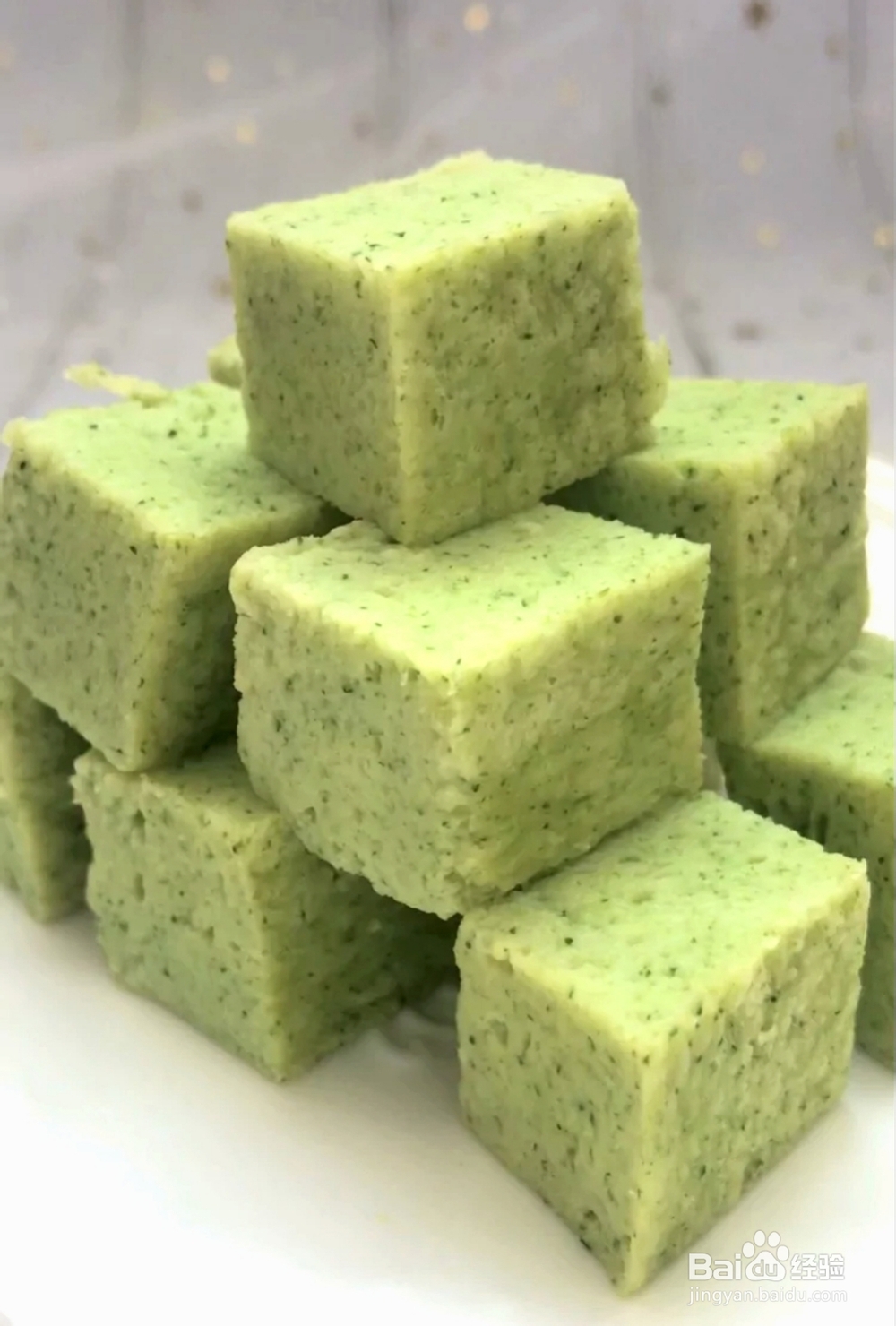 在家也能做的西兰花山药蒸糕