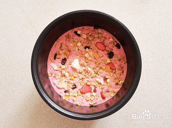 火龙果燕麦脆蛋糕