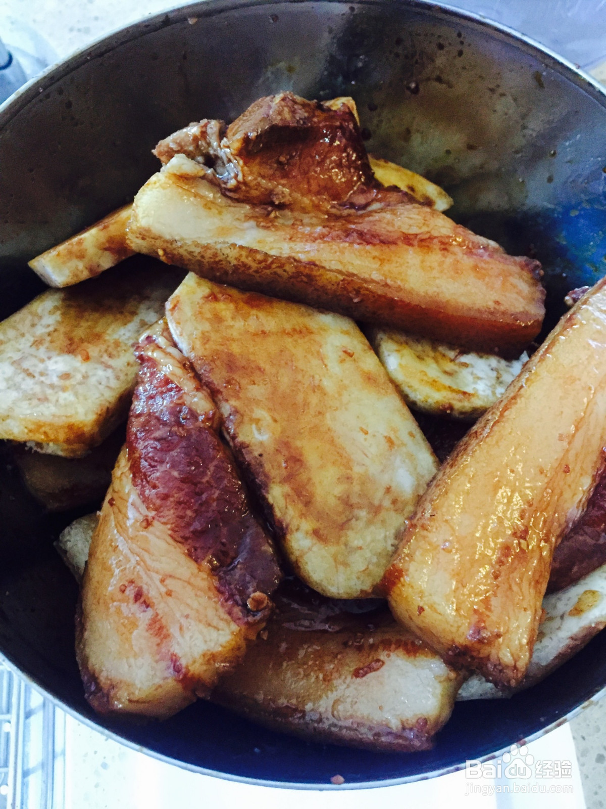 荔浦芋扣肉的做法